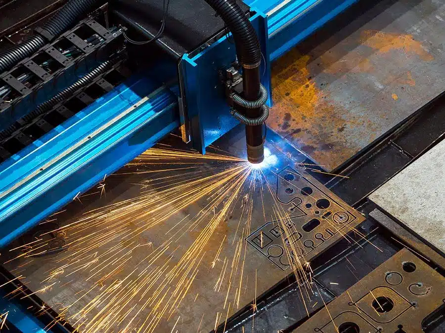 Taglio laser CO2 di un componente metallico Verona